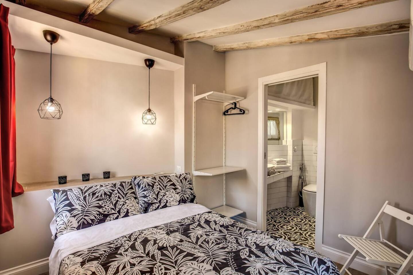 Attic With Terrace By Trevi Fountain Roma Exterior foto