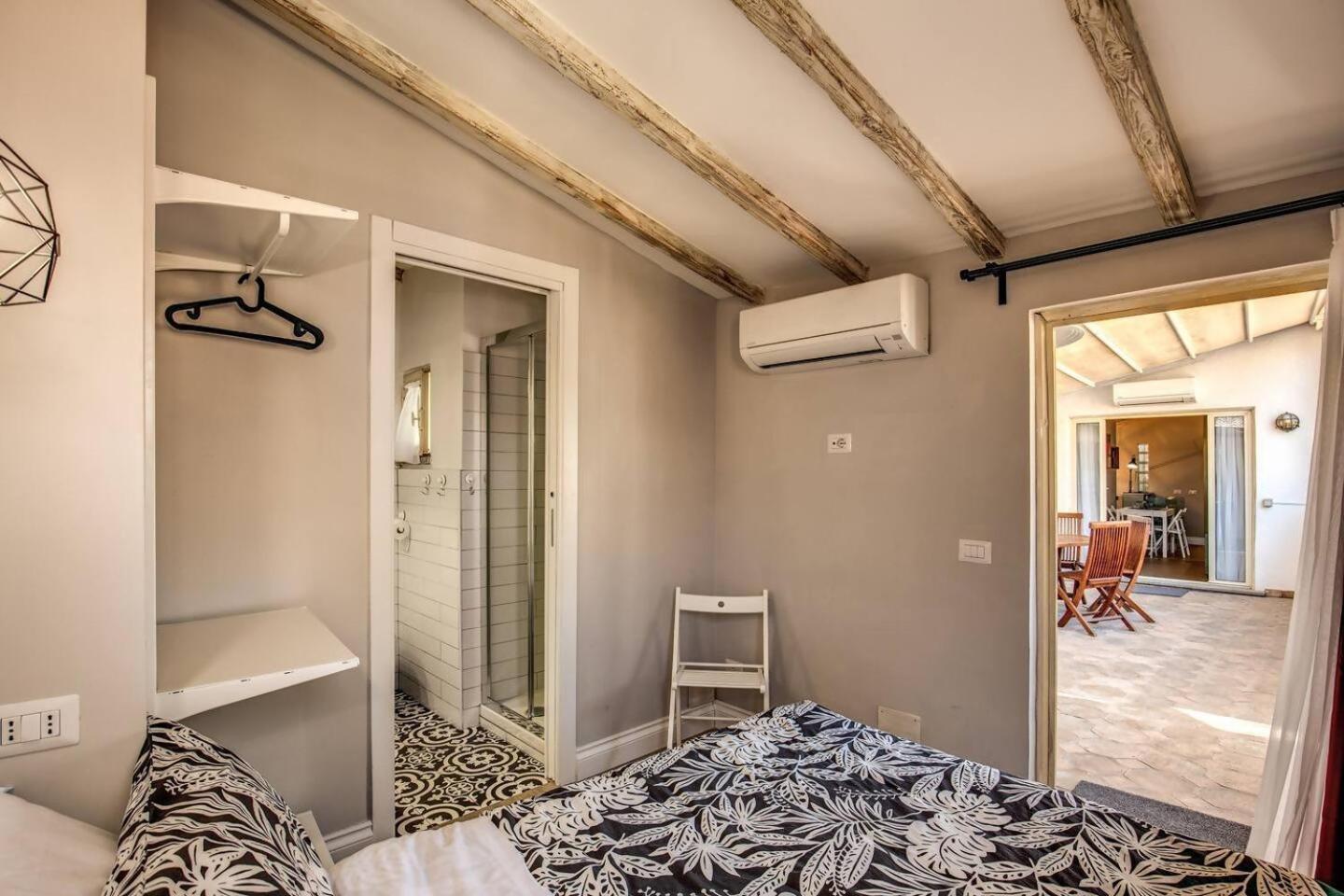 Attic With Terrace By Trevi Fountain Roma Exterior foto