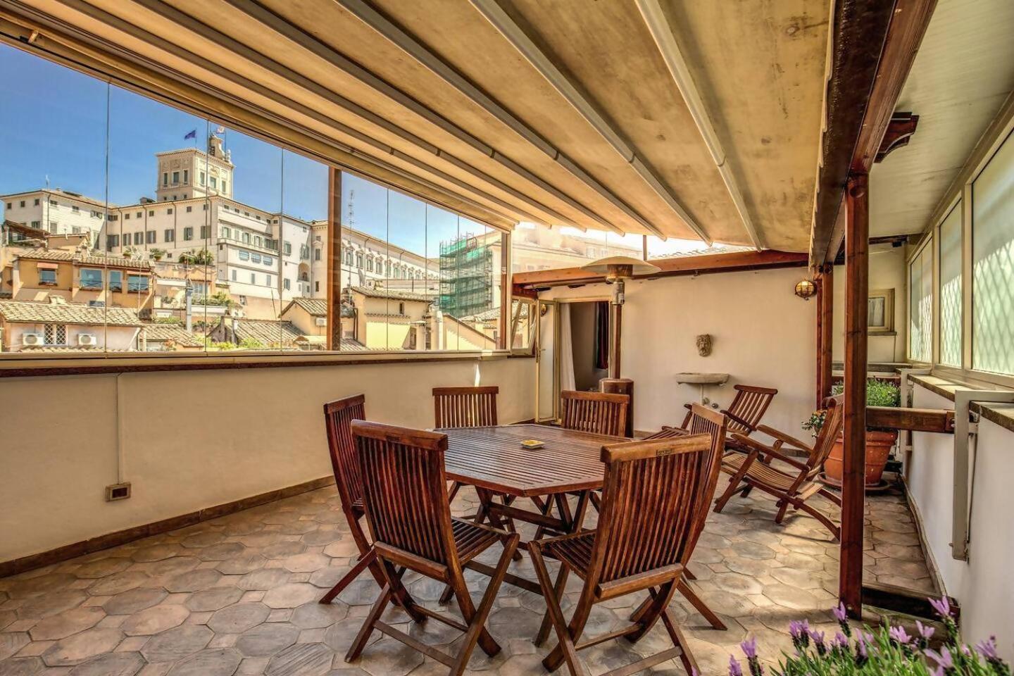 Attic With Terrace By Trevi Fountain Roma Exterior foto