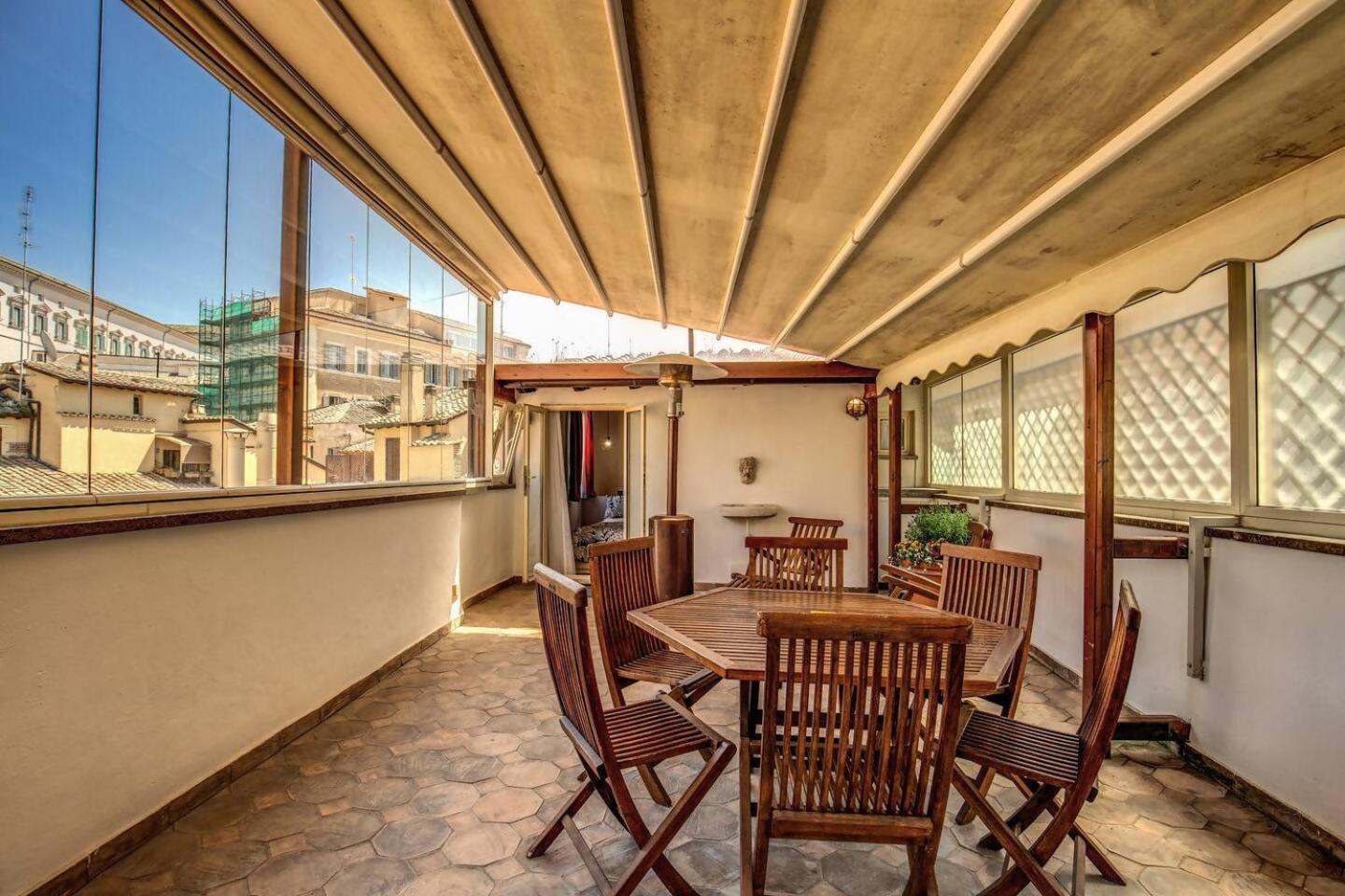 Attic With Terrace By Trevi Fountain Roma Exterior foto