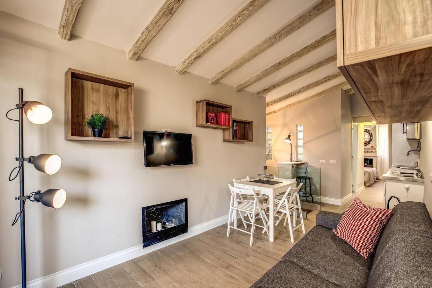 Attic With Terrace By Trevi Fountain Roma Exterior foto