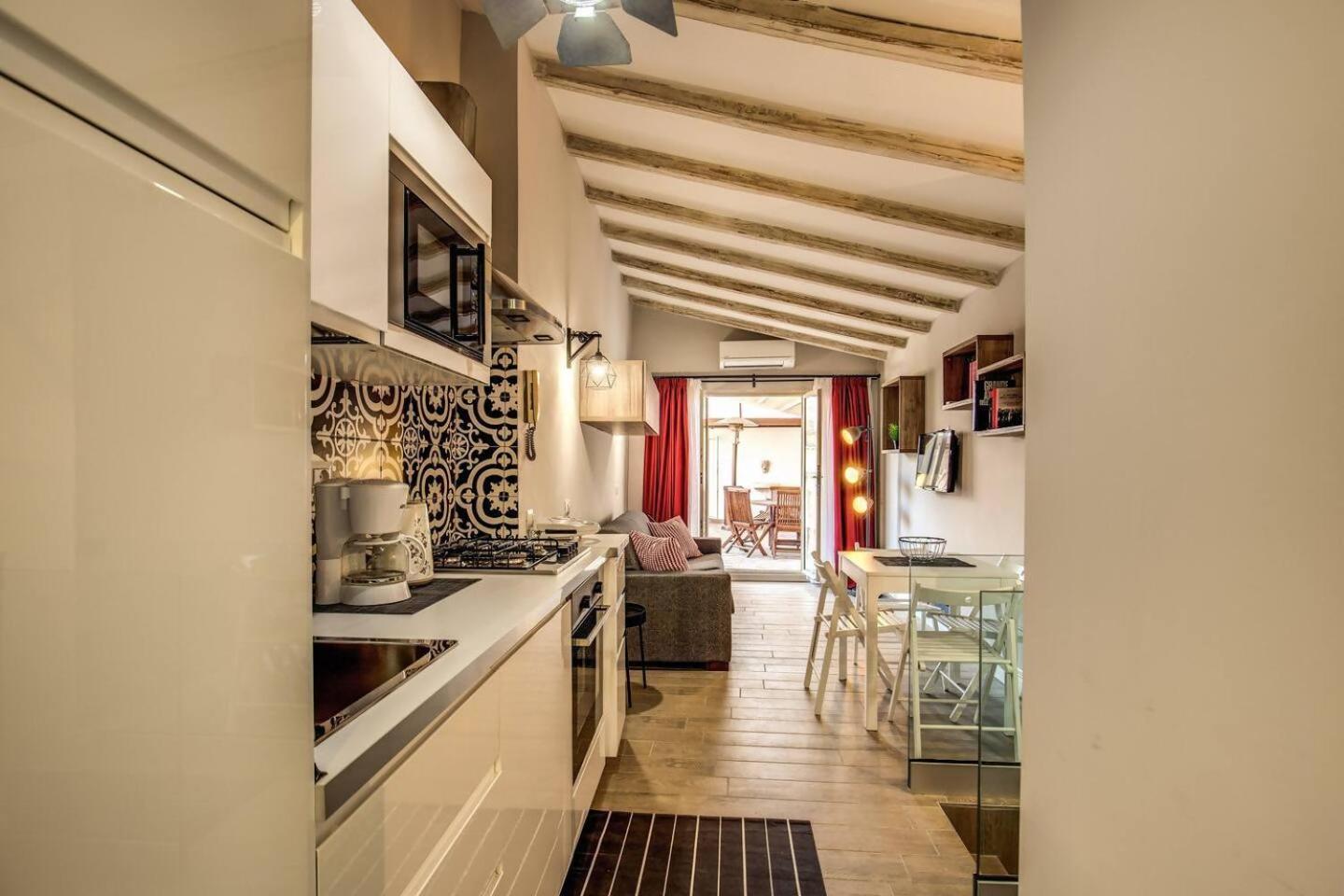 Attic With Terrace By Trevi Fountain Roma Exterior foto