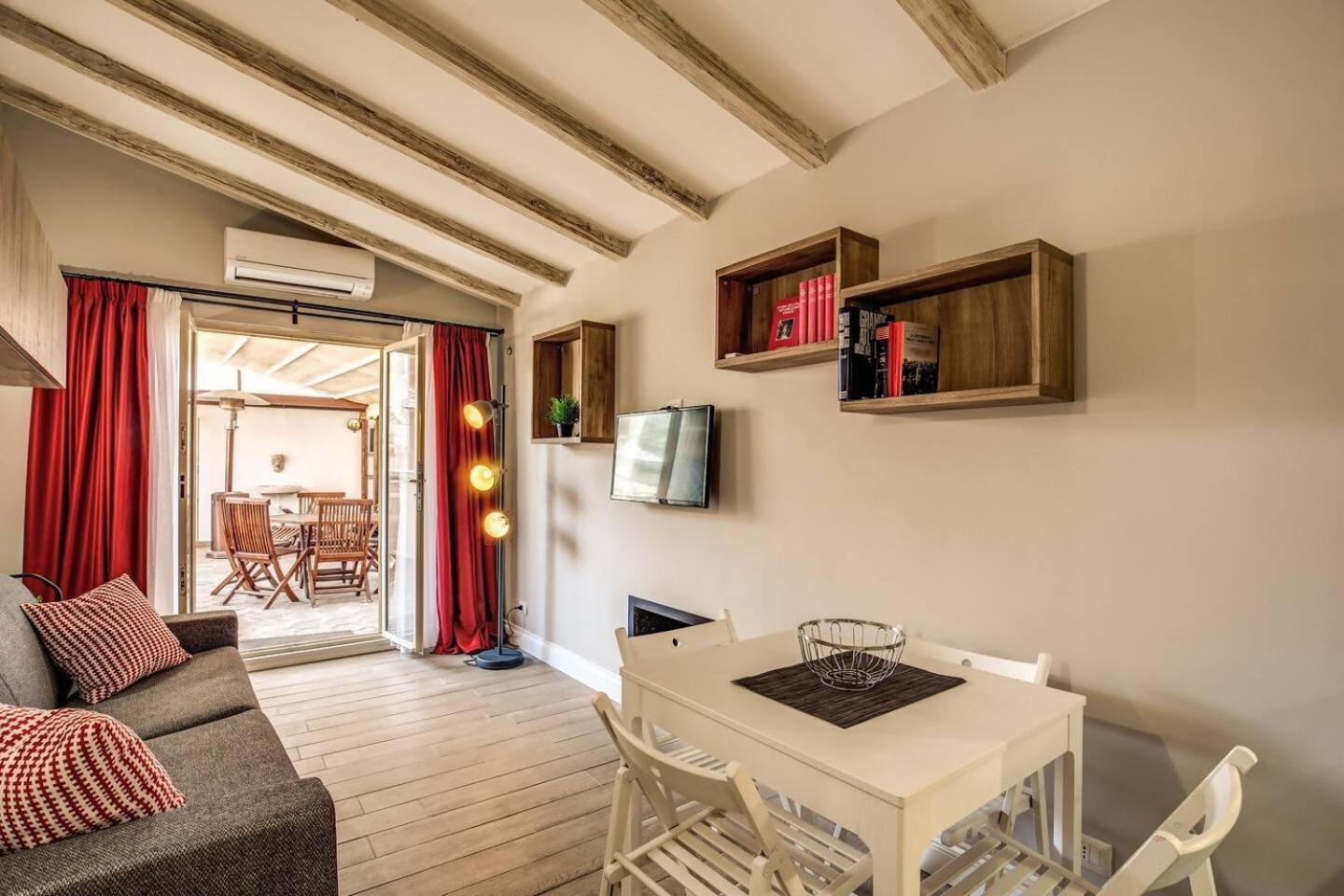 Attic With Terrace By Trevi Fountain Roma Exterior foto