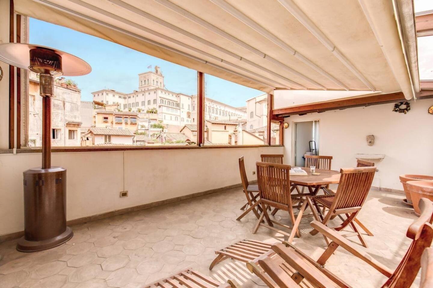 Attic With Terrace By Trevi Fountain Roma Exterior foto